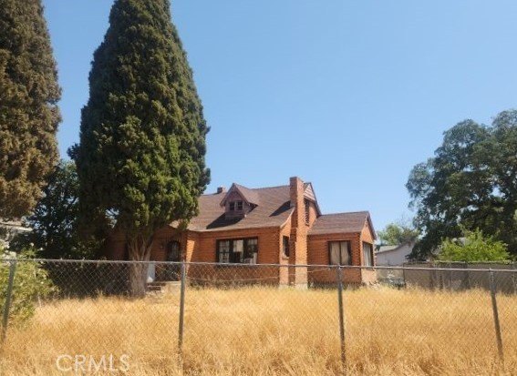 Currently Displayed Property Photo