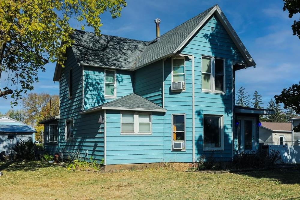Currently Displayed Property Photo