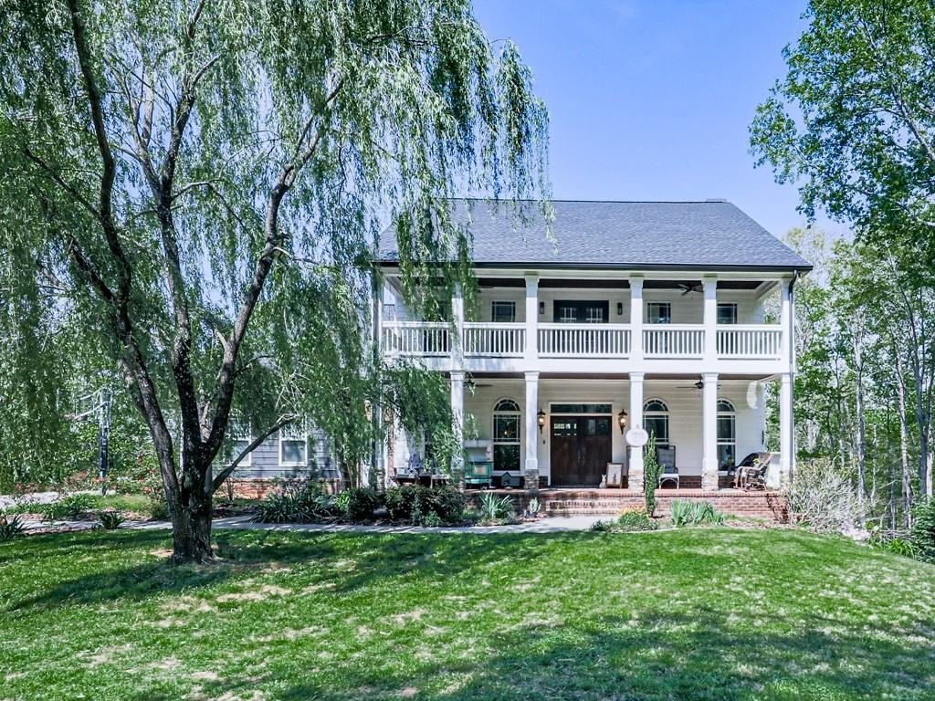Currently Displayed Property Photo