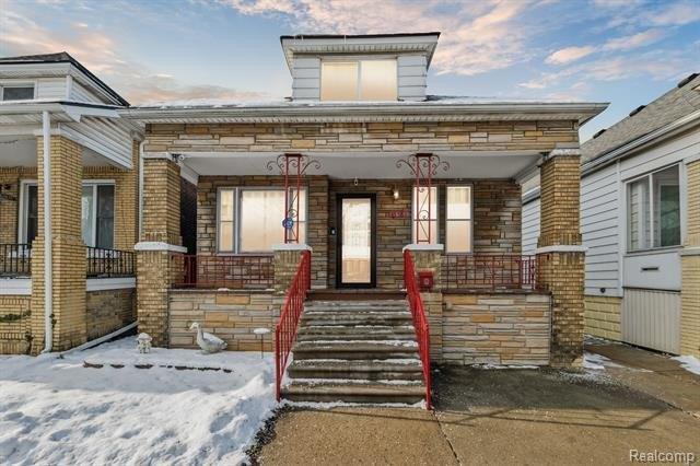 Currently Displayed Property Photo