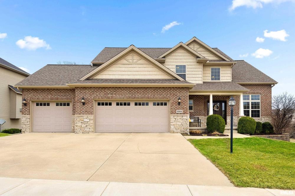 Currently Displayed Property Photo