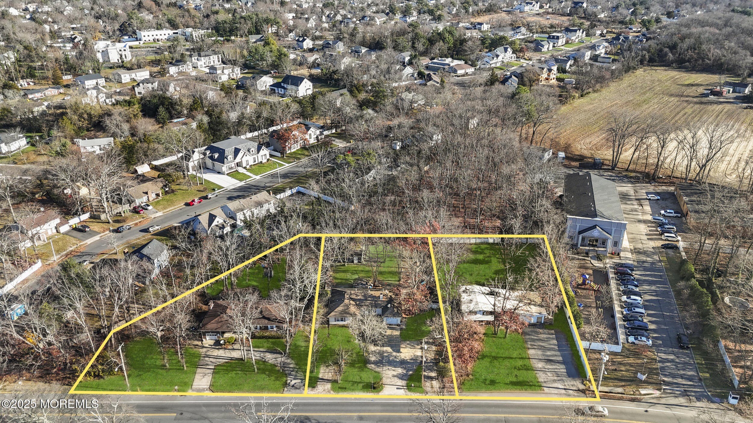 Currently Displayed Property Photo