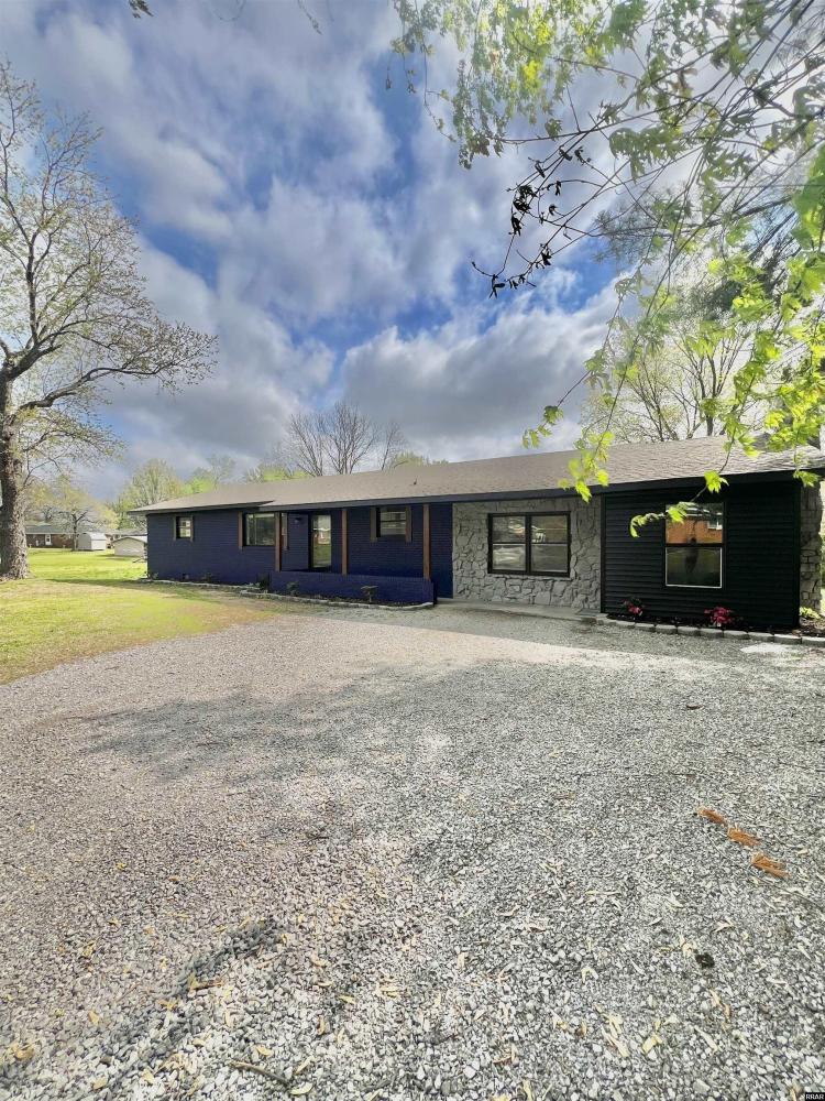 Currently Displayed Property Photo