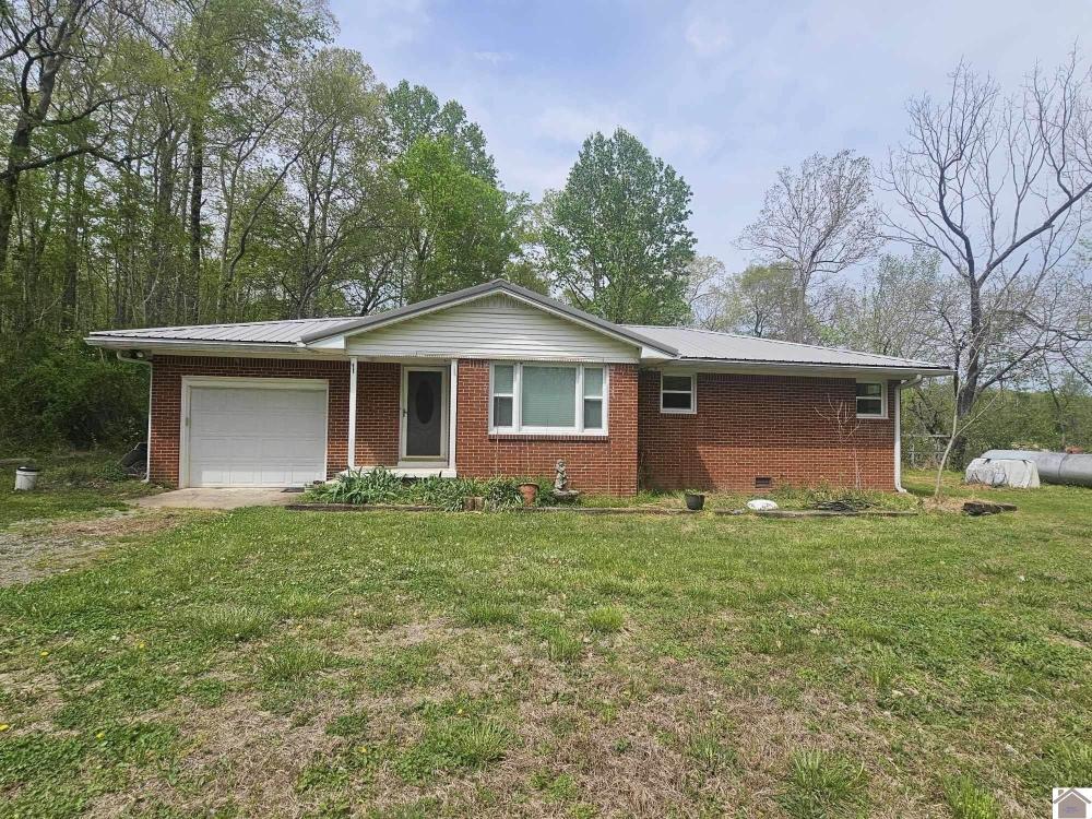 Currently Displayed Property Photo