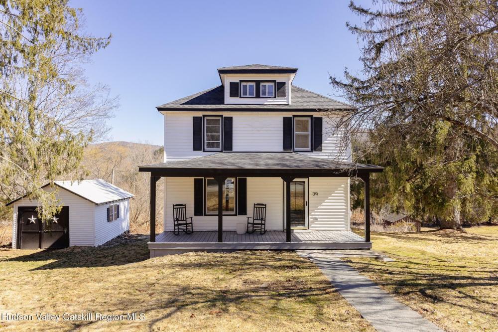 Currently Displayed Property Photo