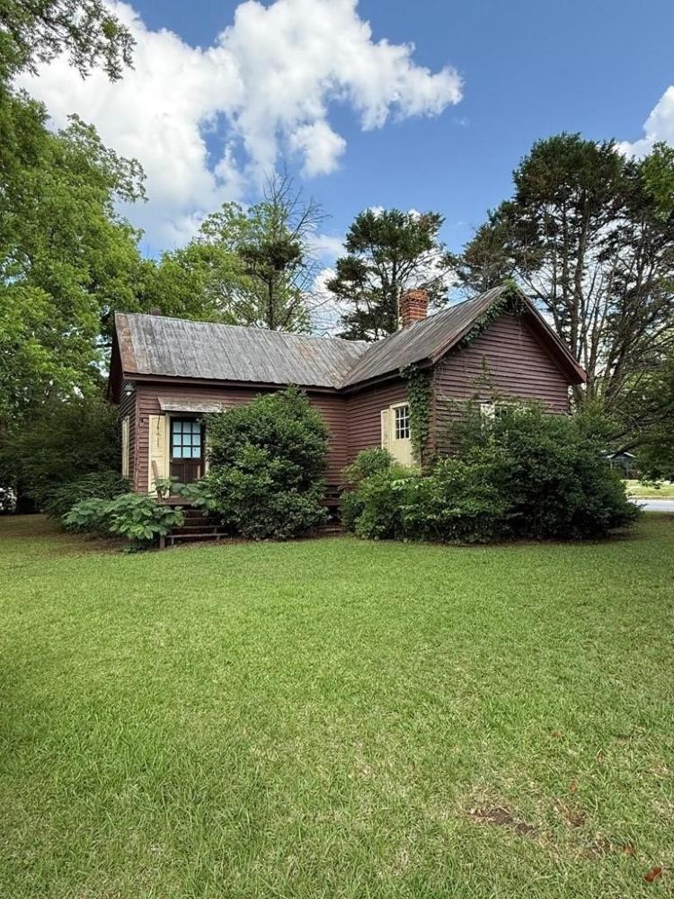 Currently Displayed Property Photo