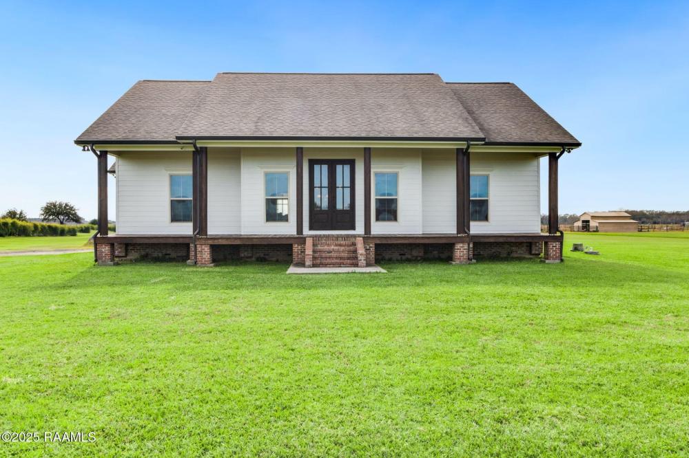 Currently Displayed Property Photo