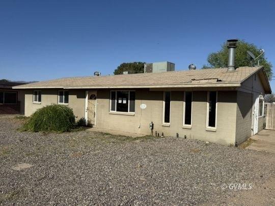 Currently Displayed Property Photo