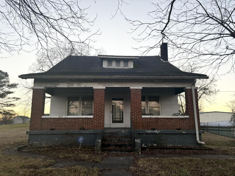 Currently Displayed Property Photo