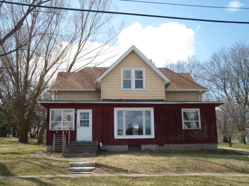 Currently Displayed Property Photo