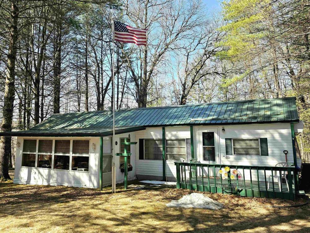 Currently Displayed Property Photo