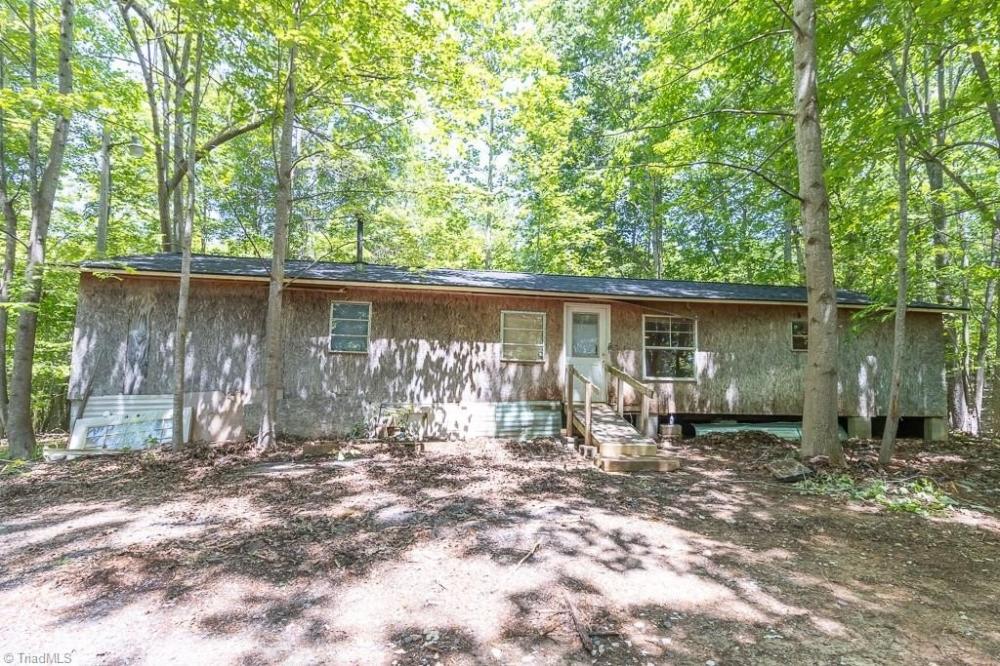 Currently Displayed Property Photo