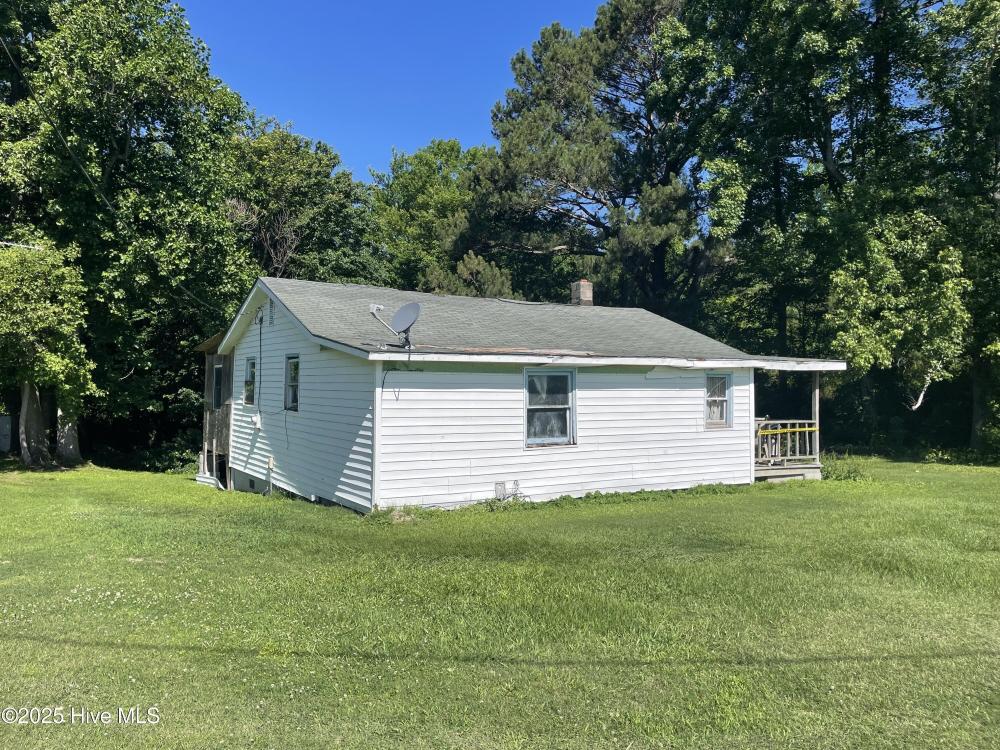 Currently Displayed Property Photo