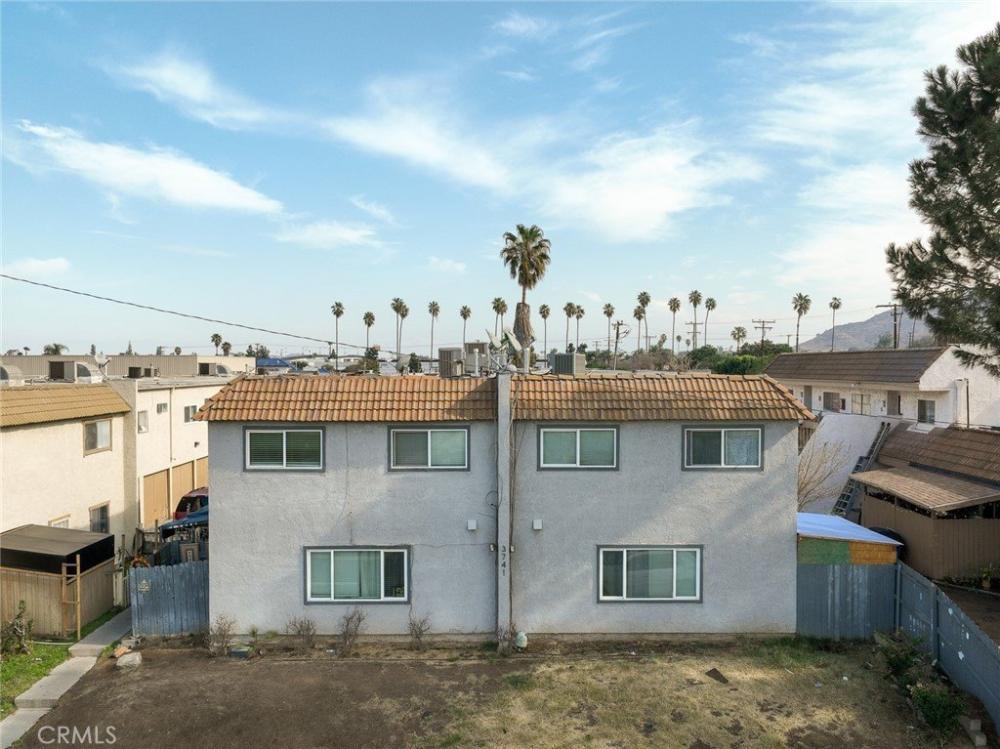 Currently Displayed Property Photo