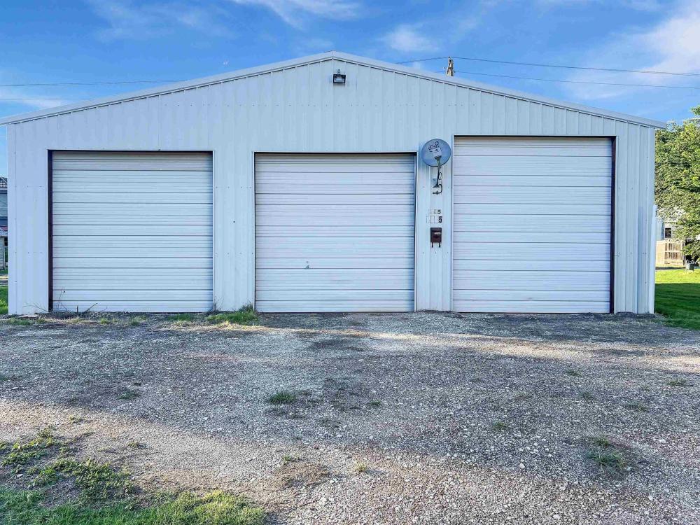 Currently Displayed Property Photo