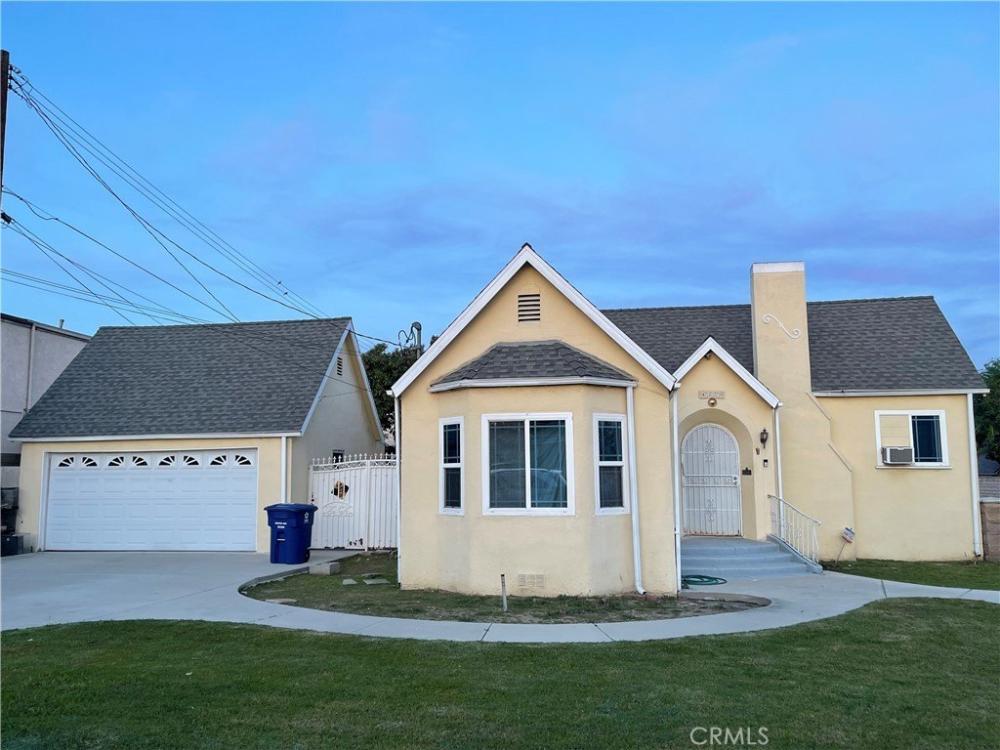 Currently Displayed Property Photo