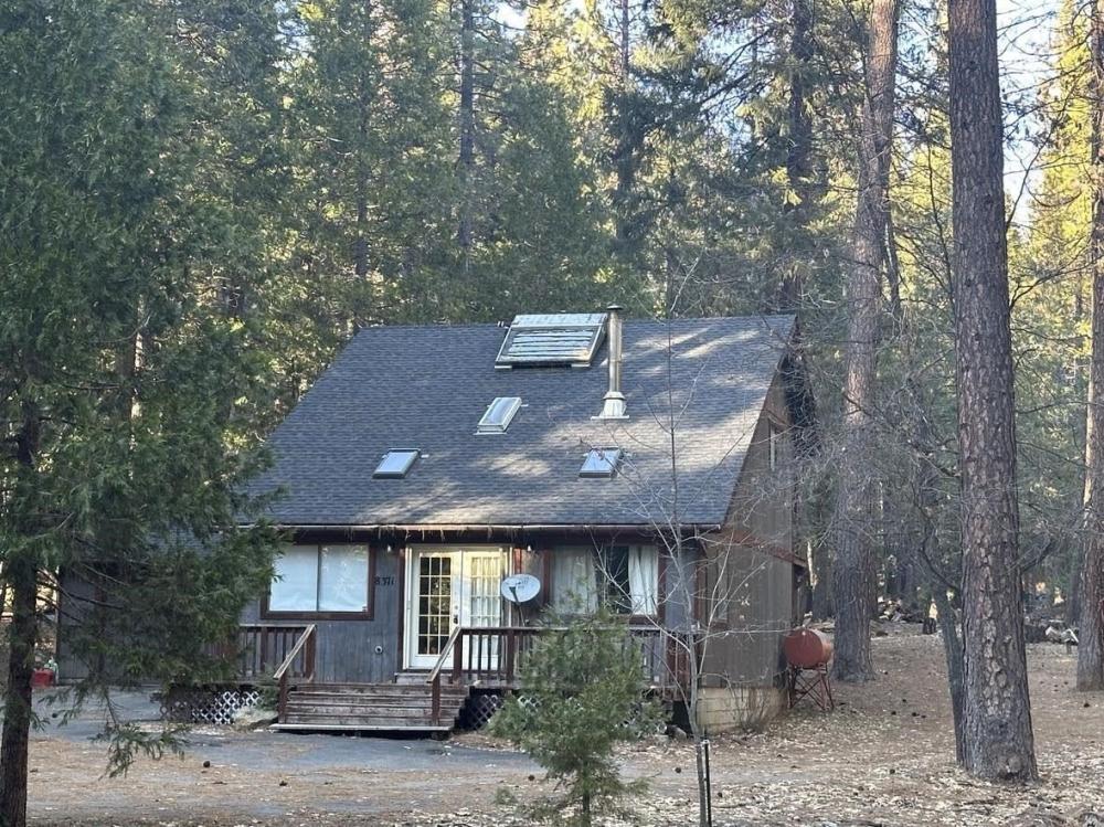 Currently Displayed Property Photo