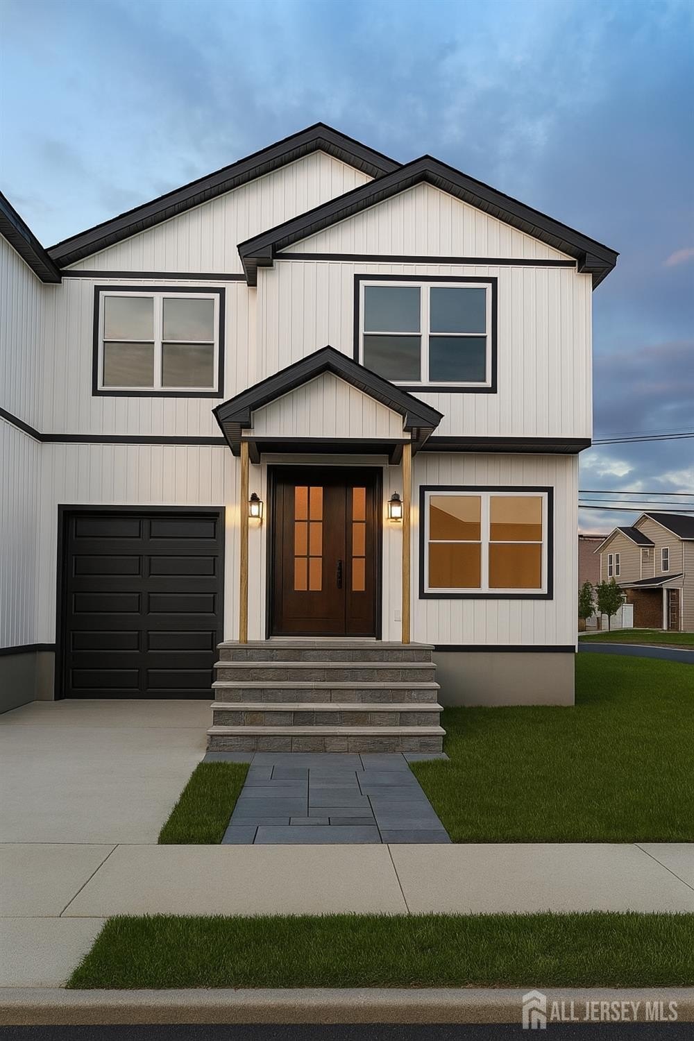 Currently Displayed Property Photo