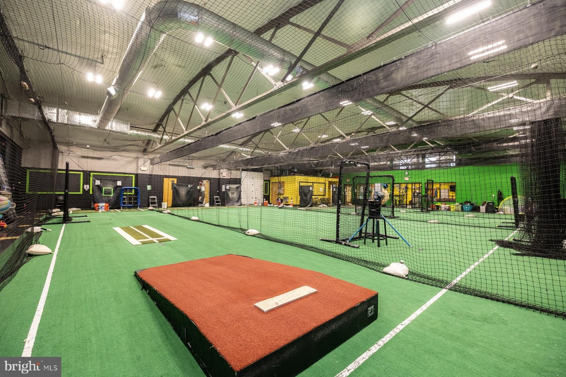 Currently Displayed Property Photo