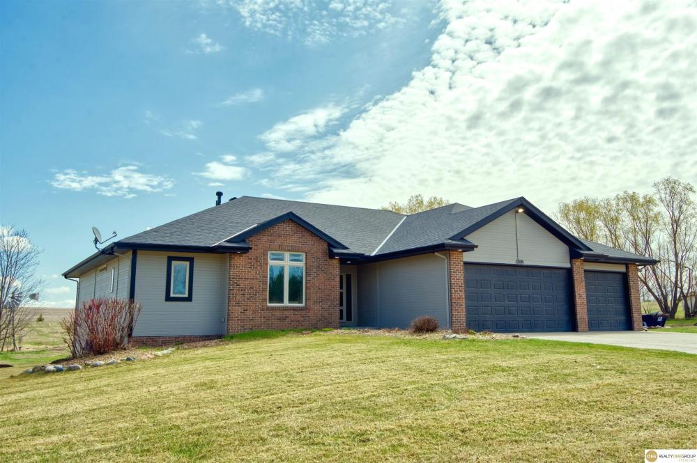 Currently Displayed Property Photo