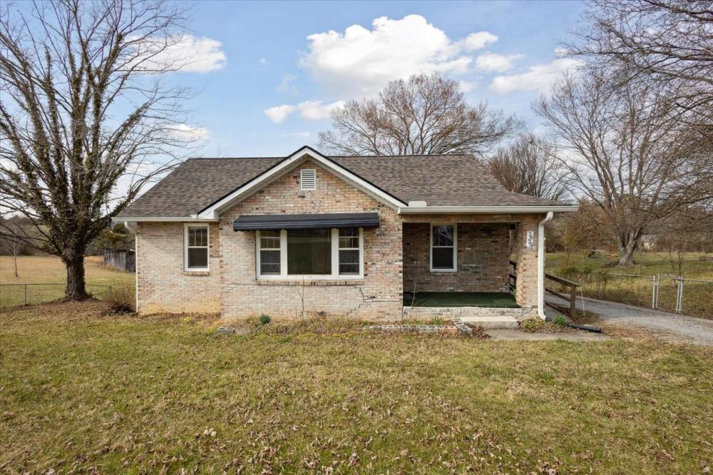 Currently Displayed Property Photo