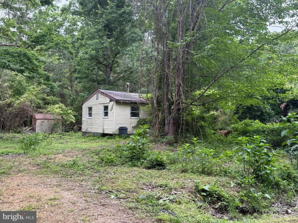 Currently Displayed Property Photo