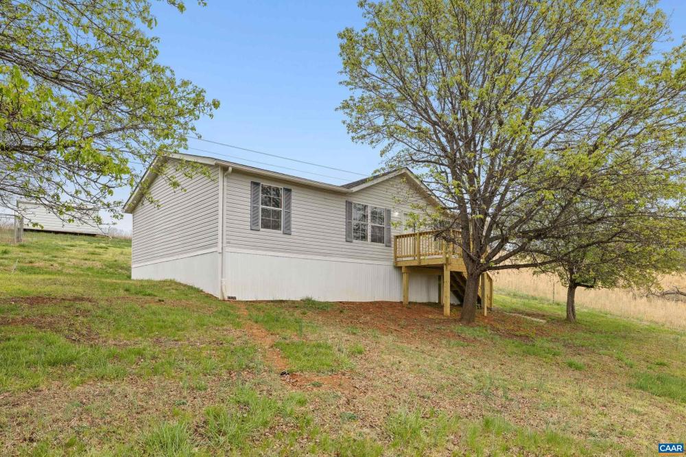 Currently Displayed Property Photo