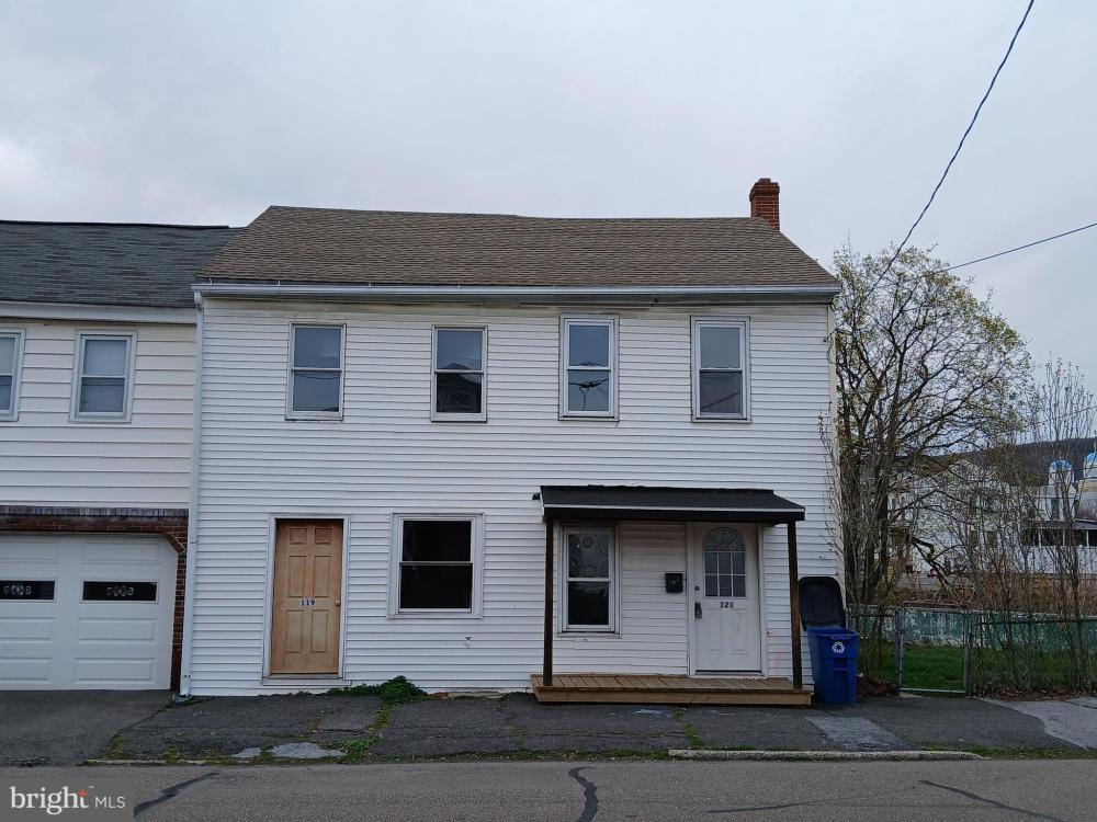 Currently Displayed Property Photo