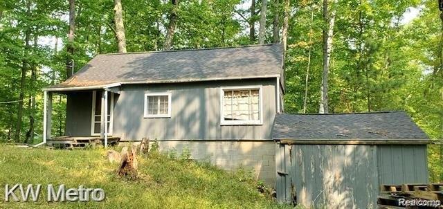 Currently Displayed Property Photo