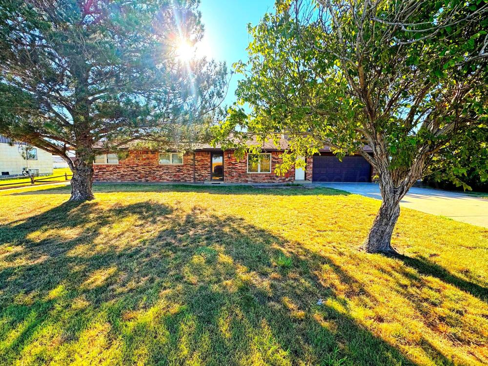 Currently Displayed Property Photo