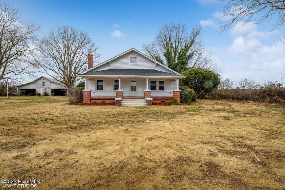 Currently Displayed Property Photo