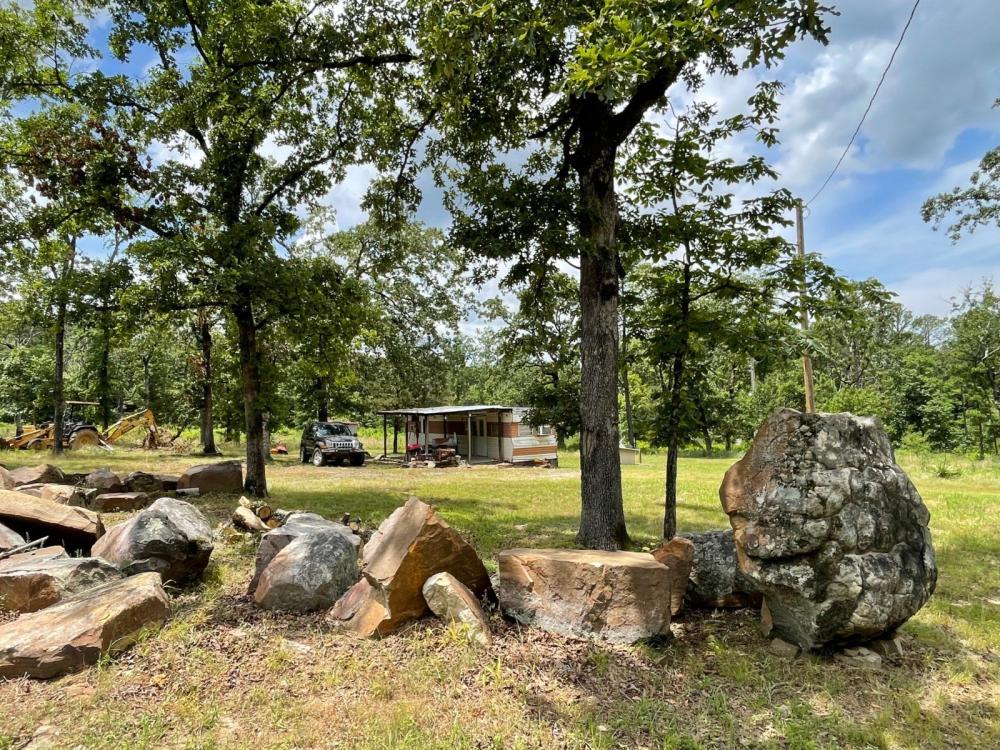 Currently Displayed Property Photo