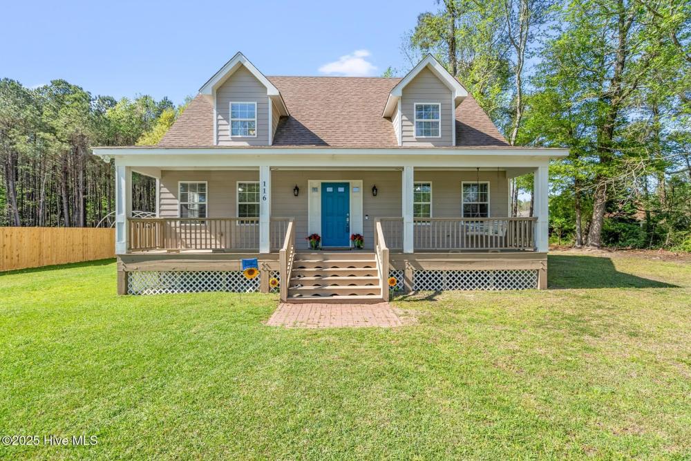 Currently Displayed Property Photo