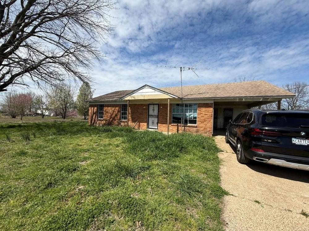 Currently Displayed Property Photo