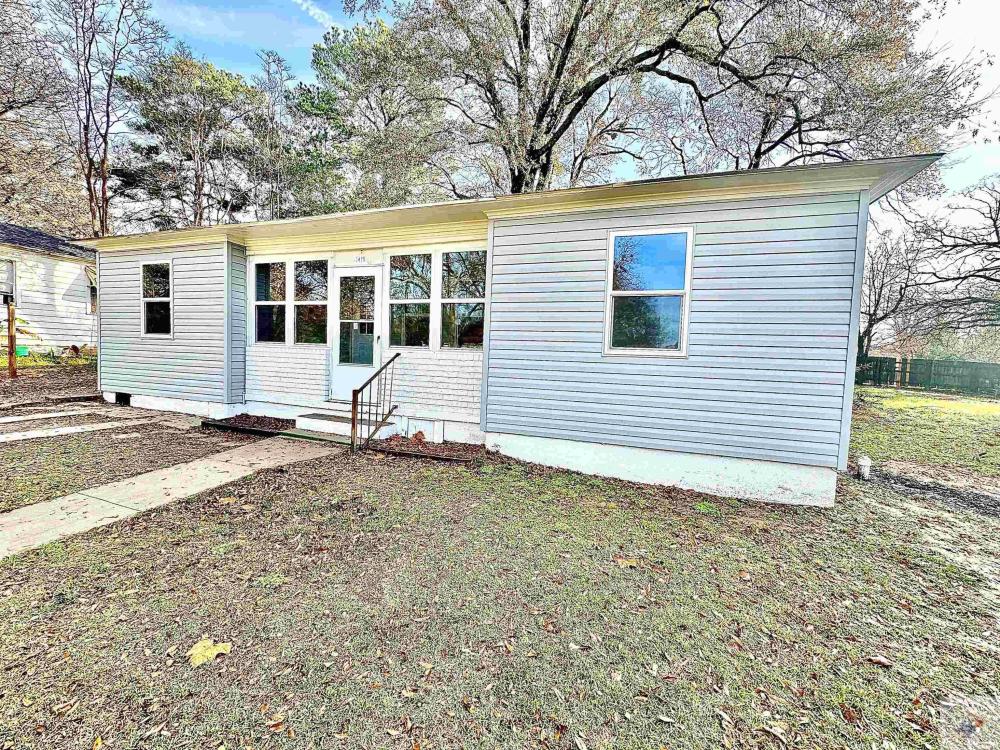 Currently Displayed Property Photo
