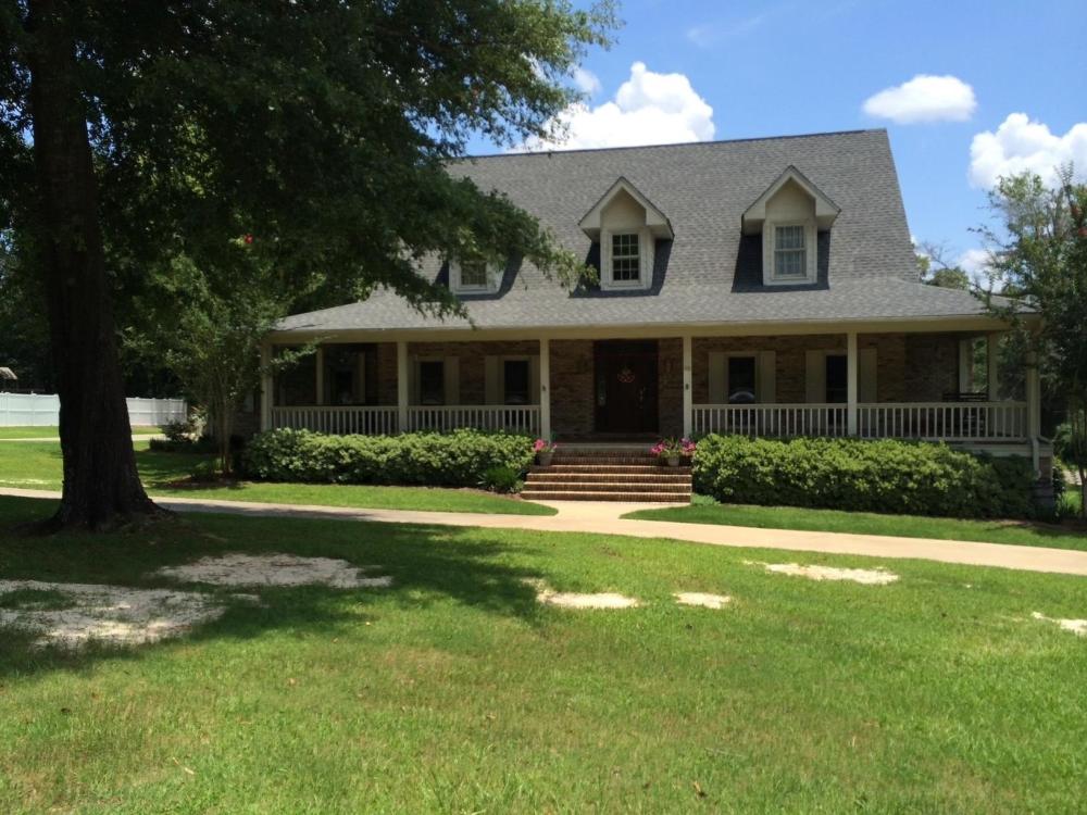 Currently Displayed Property Photo
