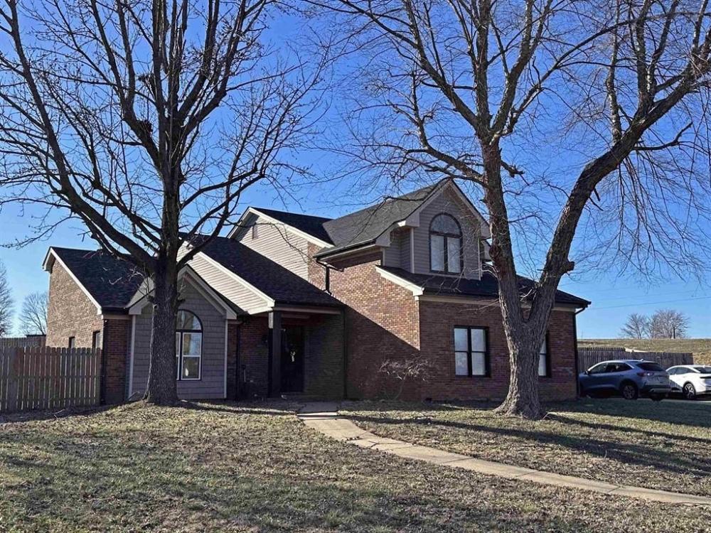 Currently Displayed Property Photo