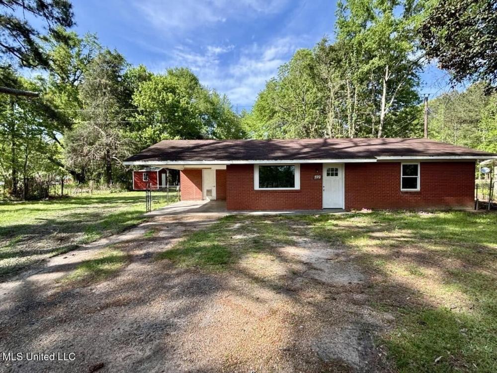 Currently Displayed Property Photo
