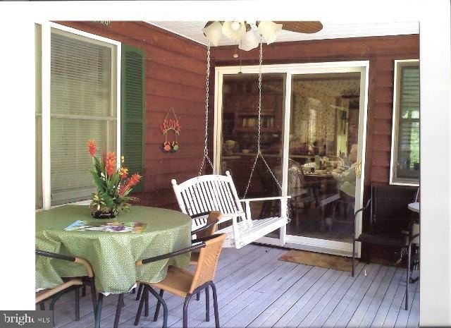 Currently Displayed Property Photo