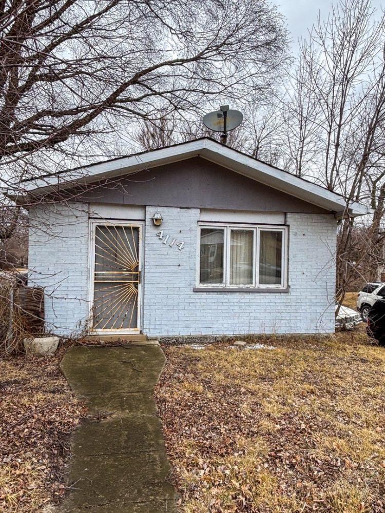 Currently Displayed Property Photo