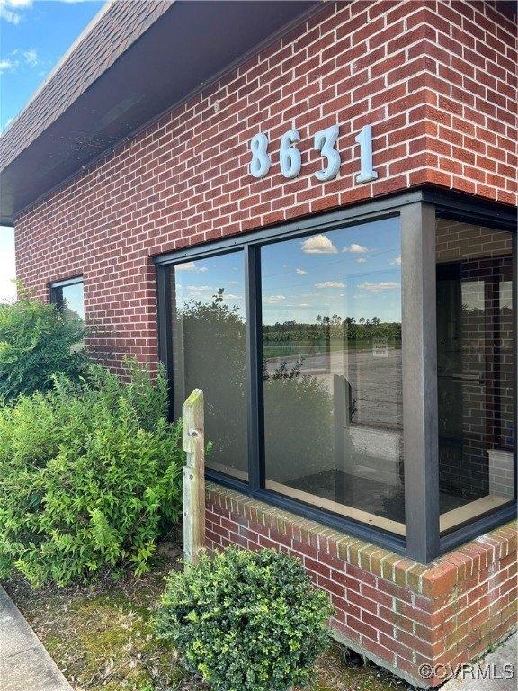 Currently Displayed Property Photo