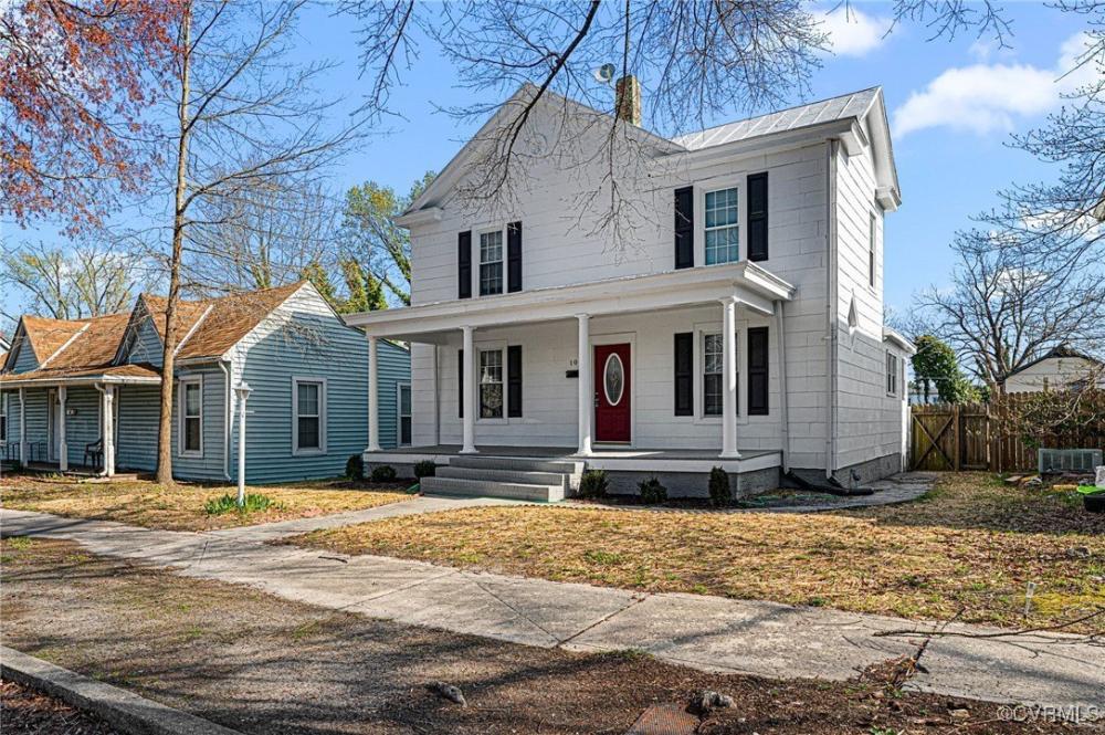 Currently Displayed Property Photo