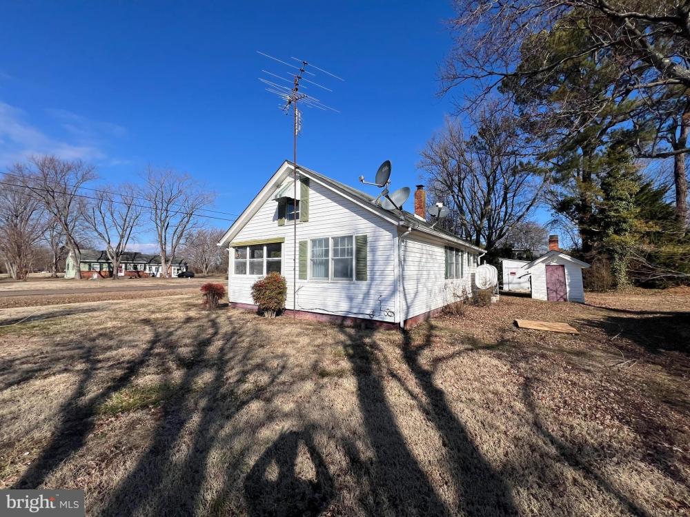 Currently Displayed Property Photo