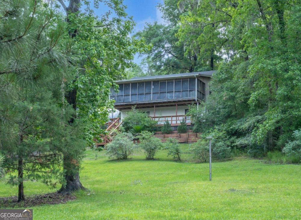 Currently Displayed Property Photo