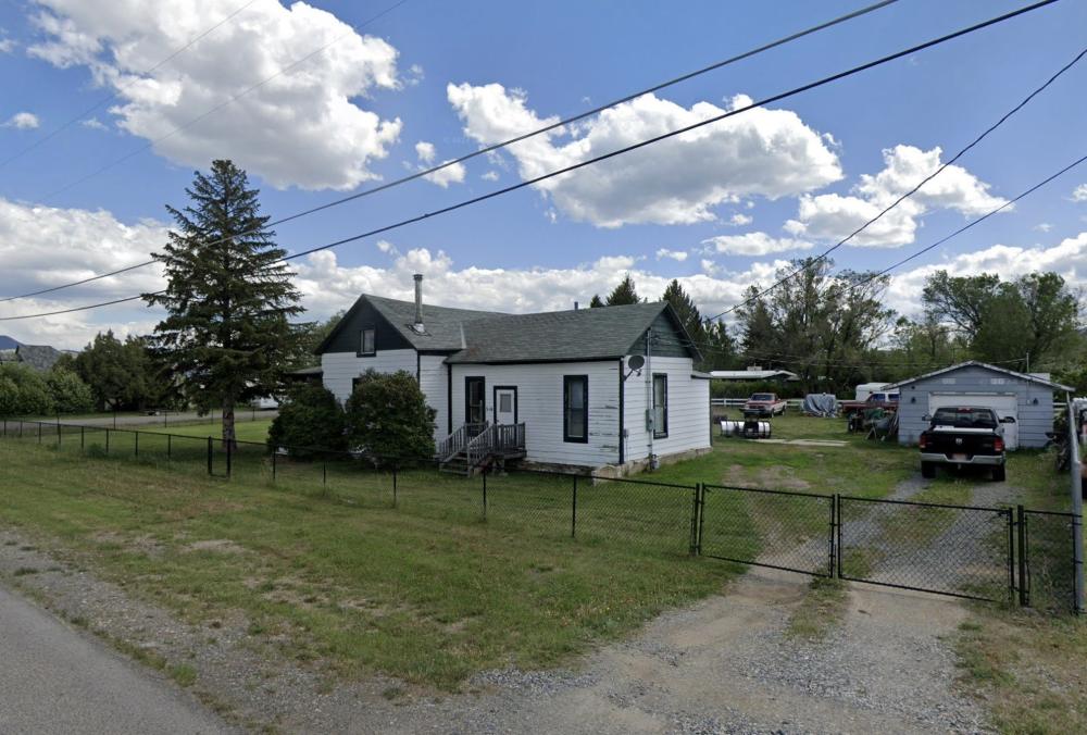 Currently Displayed Property Photo