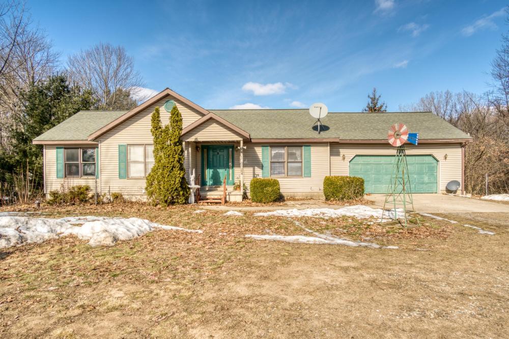Currently Displayed Property Photo