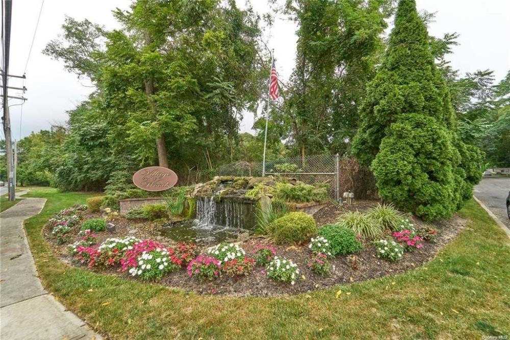 Currently Displayed Property Photo