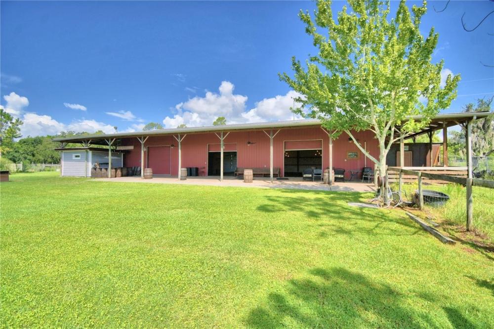 Currently Displayed Property Photo