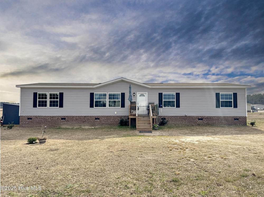 Currently Displayed Property Photo