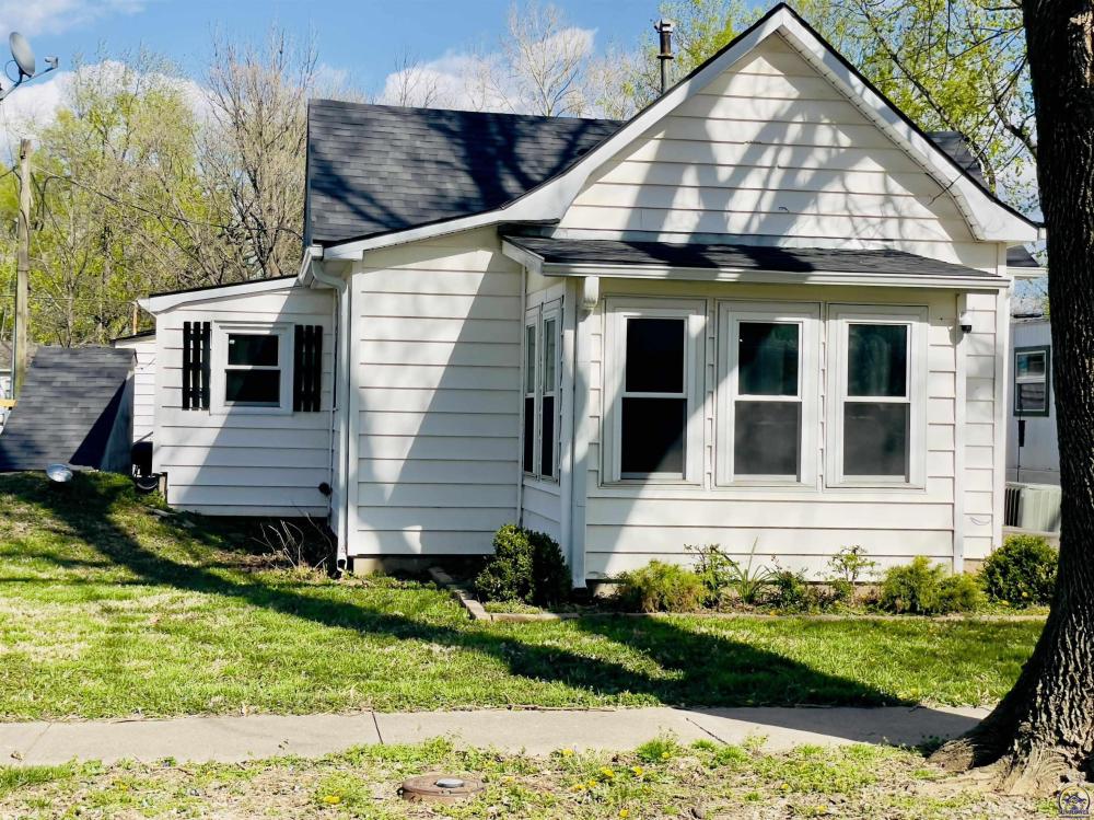 Currently Displayed Property Photo